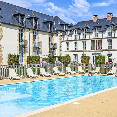 Apartment Chateau De Kergonano-16 By Interhome Баден Екстериор снимка