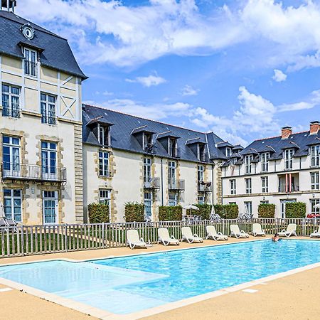 Apartment Chateau De Kergonano-16 By Interhome Баден Екстериор снимка