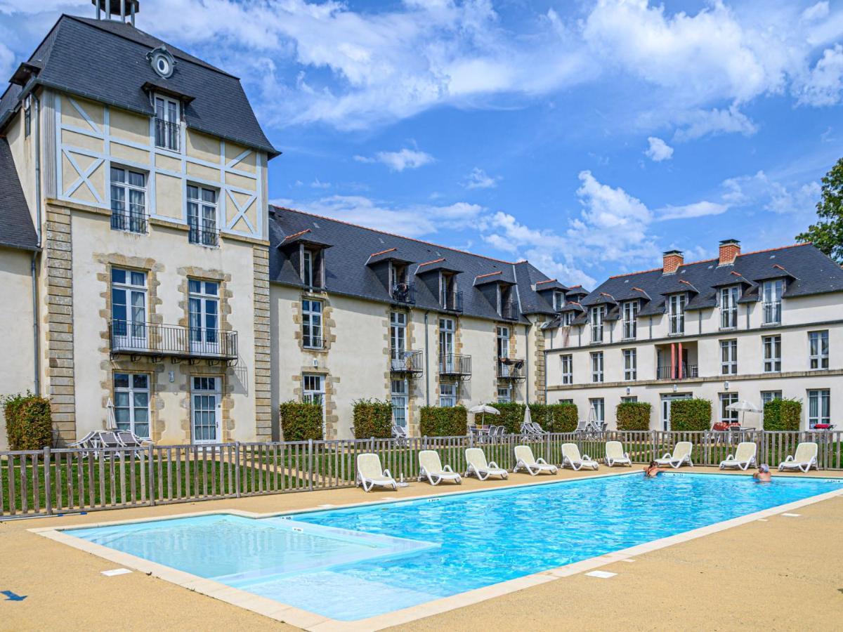 Apartment Chateau De Kergonano-16 By Interhome Баден Екстериор снимка