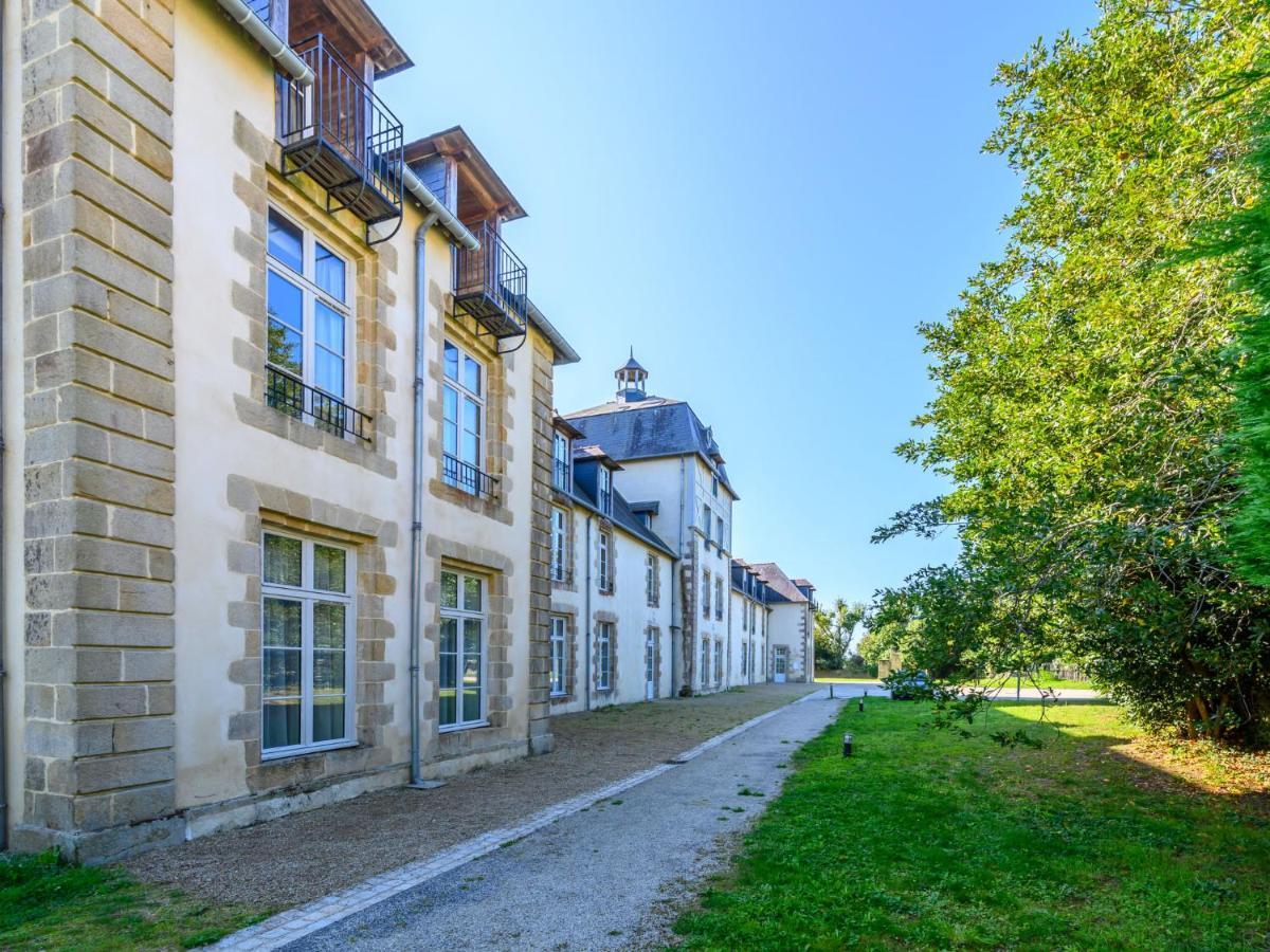 Apartment Chateau De Kergonano-16 By Interhome Баден Екстериор снимка